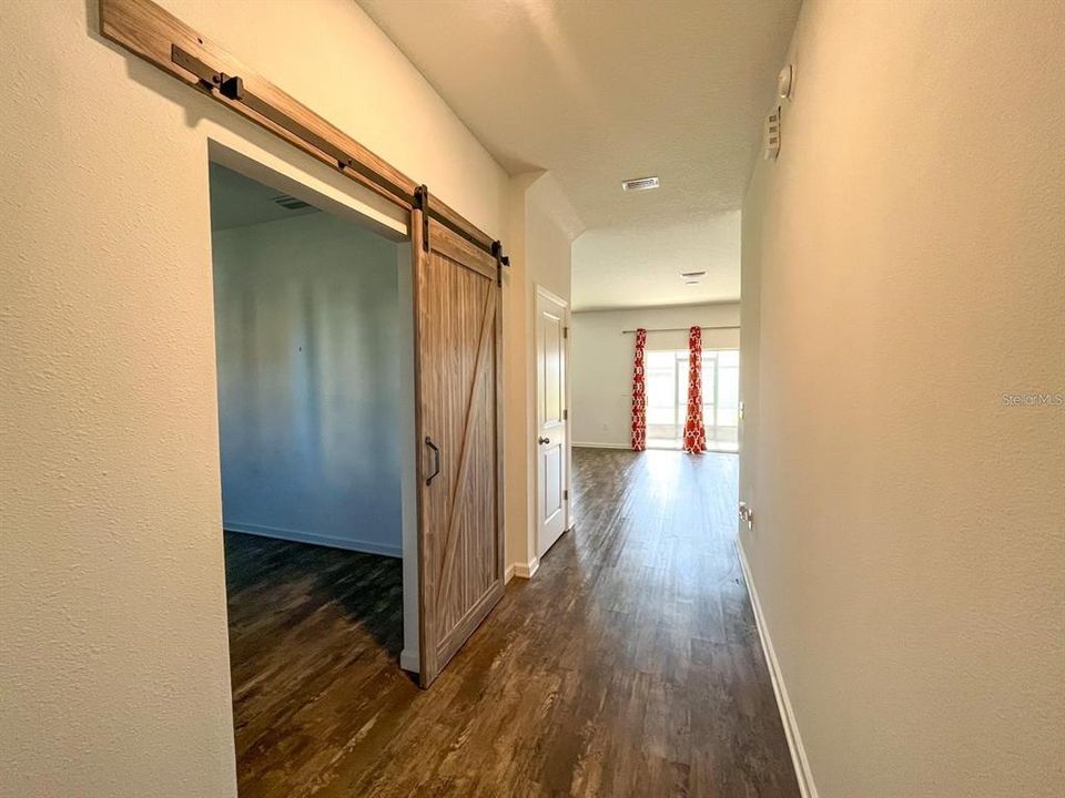 出租: $2,495 (4 贝兹, 2 浴室, 2132 平方英尺)