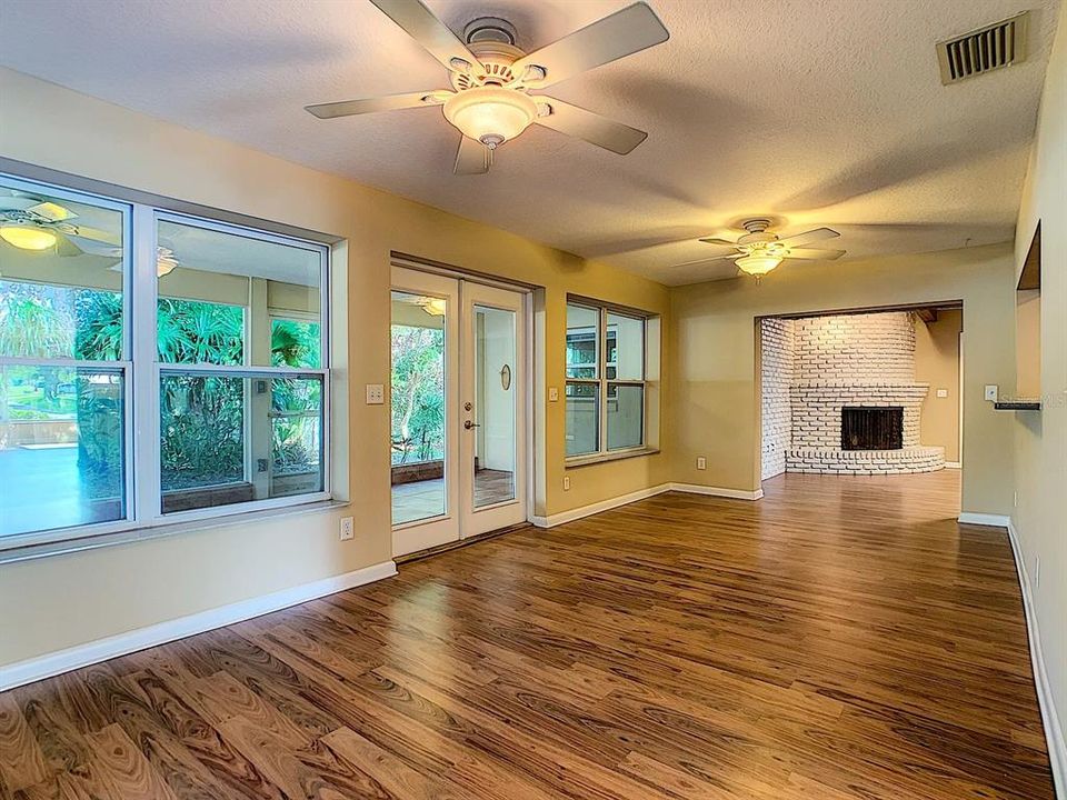 En Venta: $540,000 (4 camas, 2 baños, 2289 Pies cuadrados)