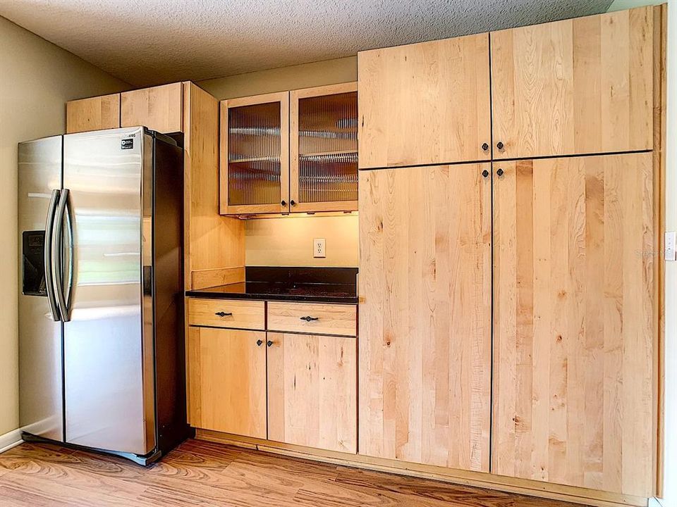 En Venta: $540,000 (4 camas, 2 baños, 2289 Pies cuadrados)