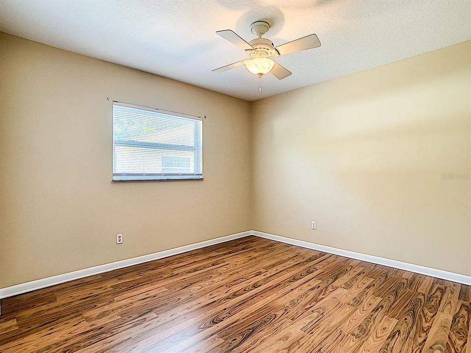 En Venta: $540,000 (4 camas, 2 baños, 2289 Pies cuadrados)