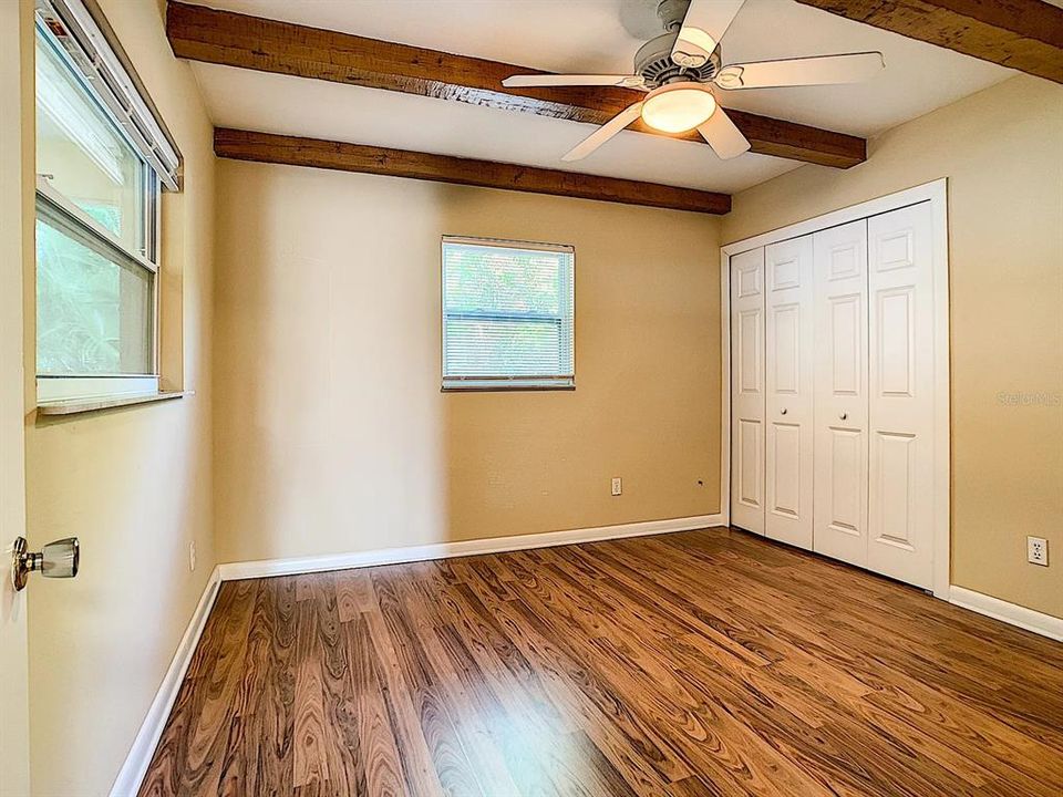 En Venta: $540,000 (4 camas, 2 baños, 2289 Pies cuadrados)