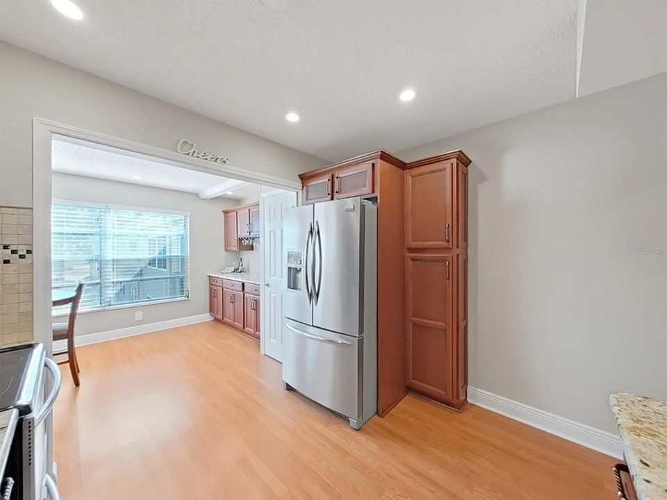 For Sale: $158,500 (2 beds, 2 baths, 1080 Square Feet)