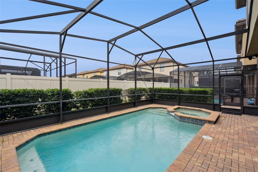 待售: $510,000 (6 贝兹, 4 浴室, 3142 平方英尺)