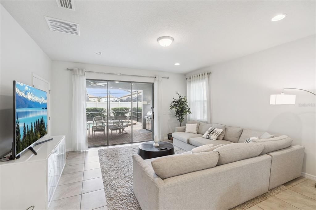 待售: $510,000 (6 贝兹, 4 浴室, 3142 平方英尺)