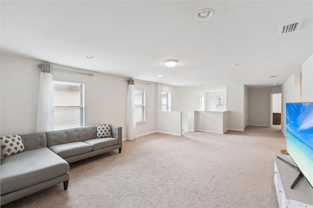 待售: $510,000 (6 贝兹, 4 浴室, 3142 平方英尺)