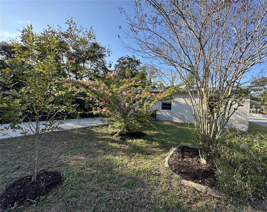 待售: $219,900 (2 贝兹, 1 浴室, 960 平方英尺)