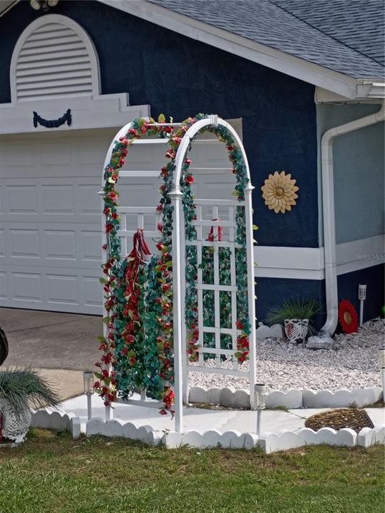 For Rent: $2,000 (3 beds, 2 baths, 1633 Square Feet)