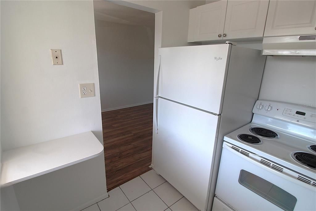 For Rent: $1,250 (1 beds, 1 baths, 598 Square Feet)