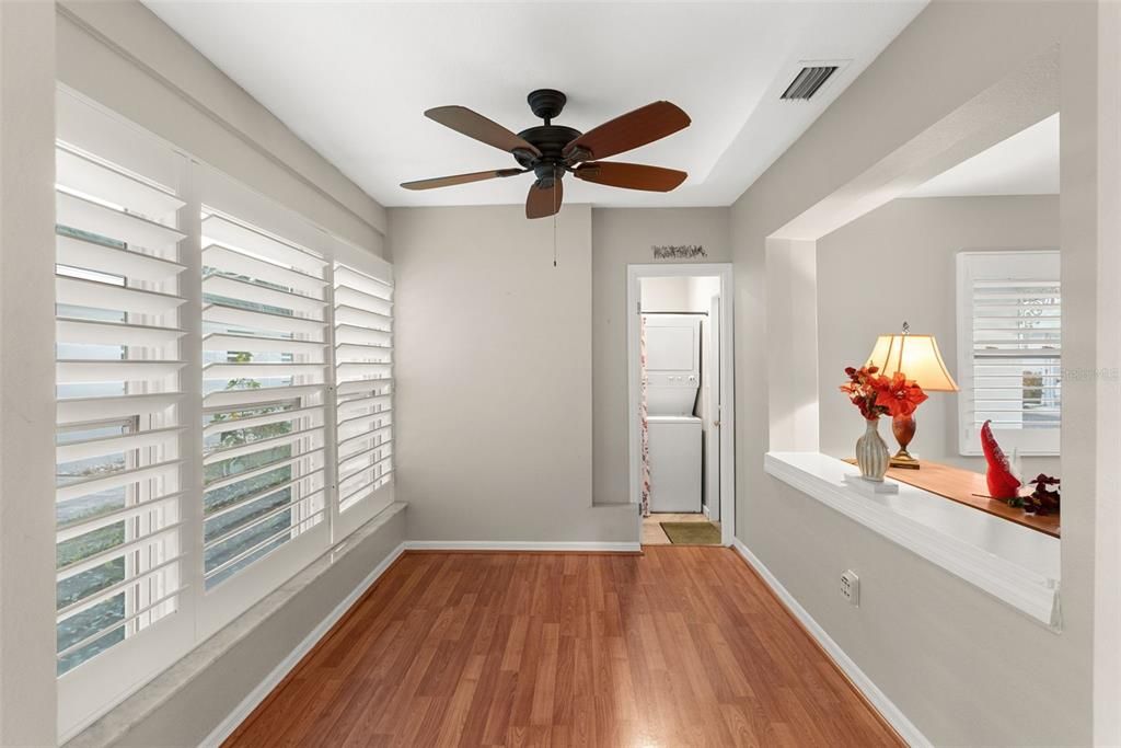 For Sale: $179,999 (2 beds, 2 baths, 1060 Square Feet)