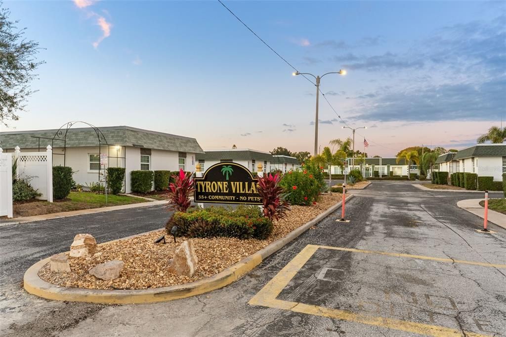 For Sale: $179,999 (2 beds, 2 baths, 1060 Square Feet)