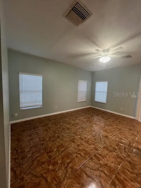For Rent: $3,000 (6 beds, 3 baths, 2778 Square Feet)