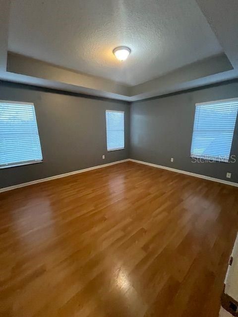 For Rent: $3,000 (6 beds, 3 baths, 2778 Square Feet)