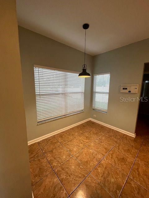 For Rent: $3,000 (6 beds, 3 baths, 2778 Square Feet)