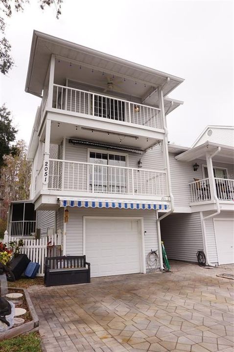 En Venta: $459,900 (3 camas, 2 baños, 2723 Pies cuadrados)