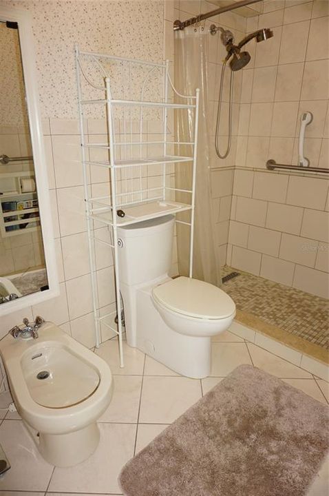 En Venta: $459,900 (3 camas, 2 baños, 2723 Pies cuadrados)