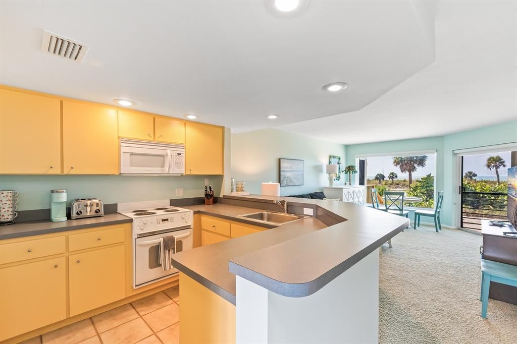 待售: $849,000 (1 贝兹, 1 浴室, 730 平方英尺)