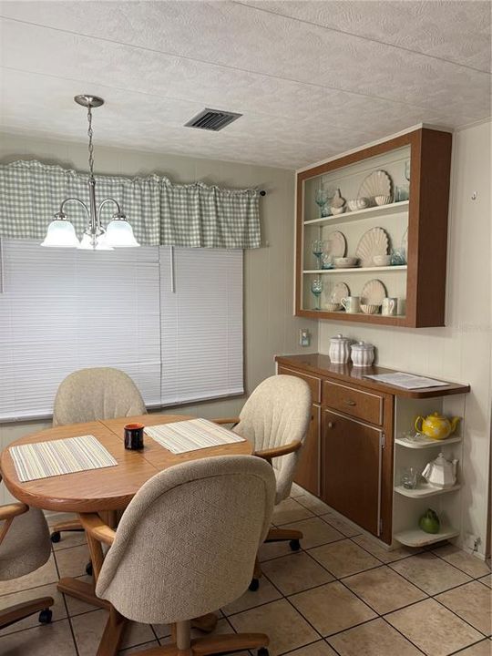 En Venta: $140,000 (2 camas, 1 baños, 849 Pies cuadrados)