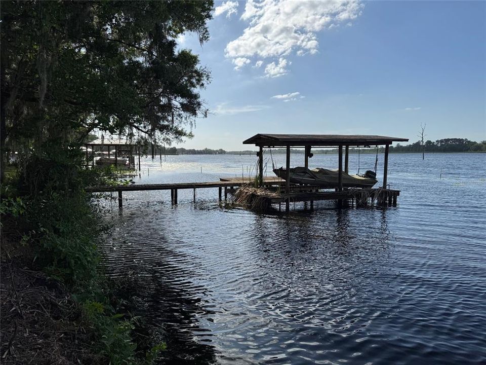 For Sale: $389,000 (2 beds, 1 baths, 1056 Square Feet)