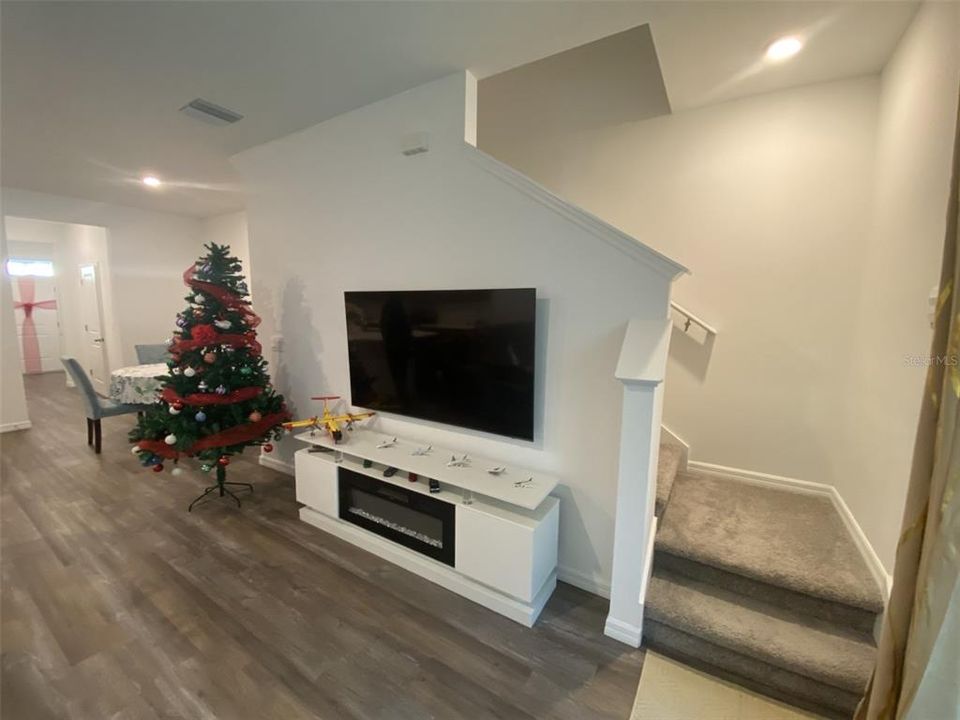 В аренду: $2,150 (3 спален, 2 ванн, 1673 Квадратных фут)