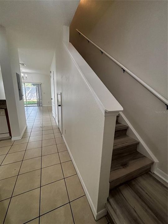 For Rent: $1,750 (2 beds, 2 baths, 1071 Square Feet)