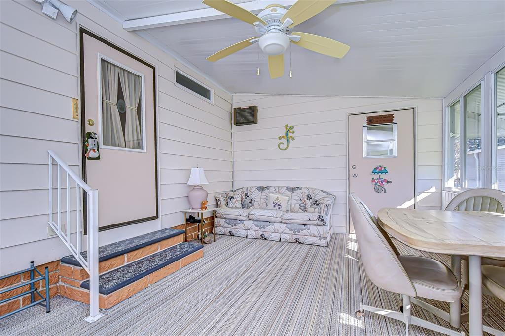 待售: $169,500 (2 贝兹, 2 浴室, 1232 平方英尺)