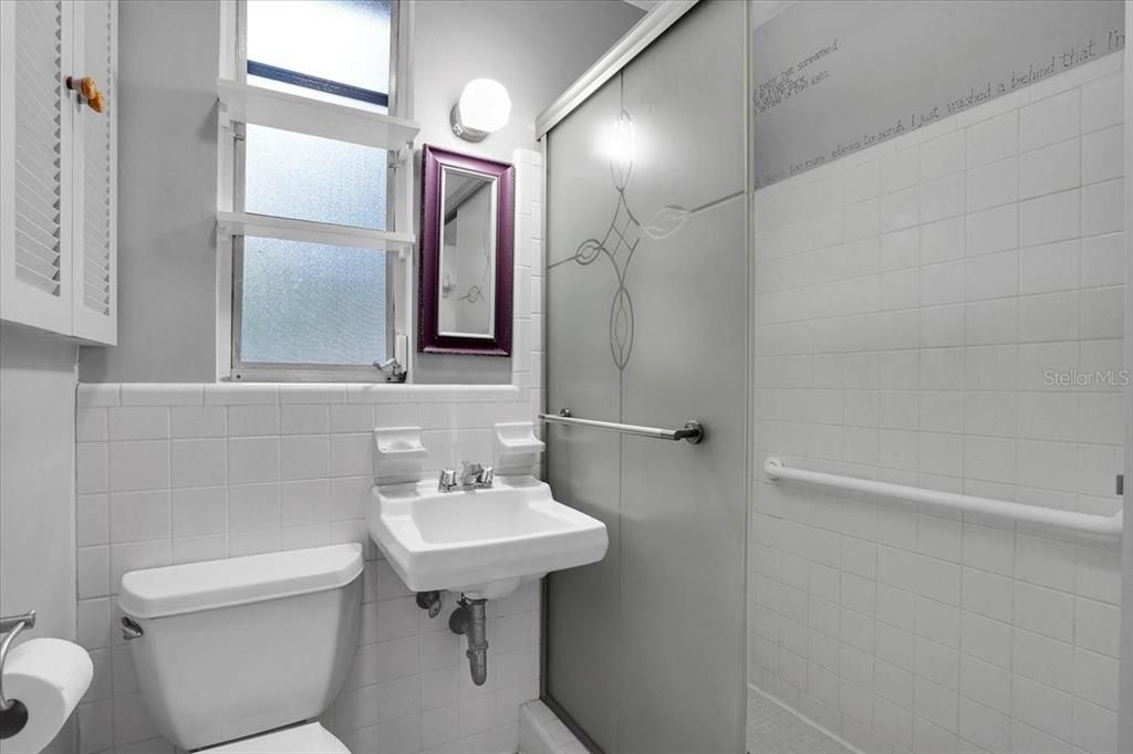 For Sale: $725,000 (3 beds, 2 baths, 1814 Square Feet)