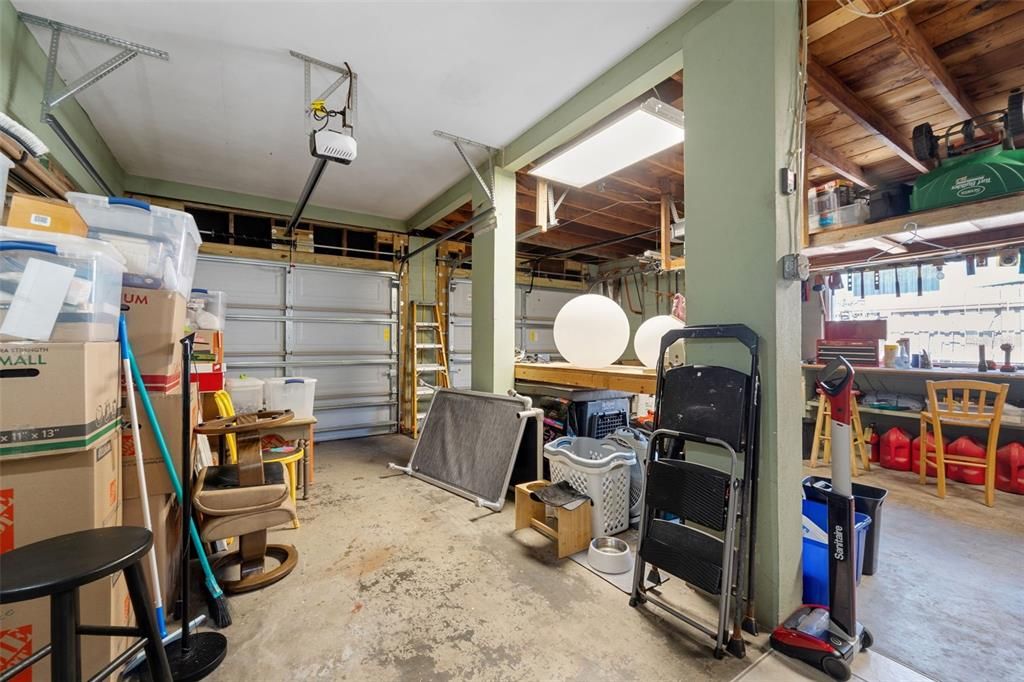 For Sale: $725,000 (3 beds, 2 baths, 1814 Square Feet)