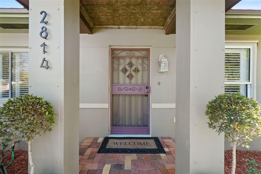 For Sale: $725,000 (3 beds, 2 baths, 1814 Square Feet)