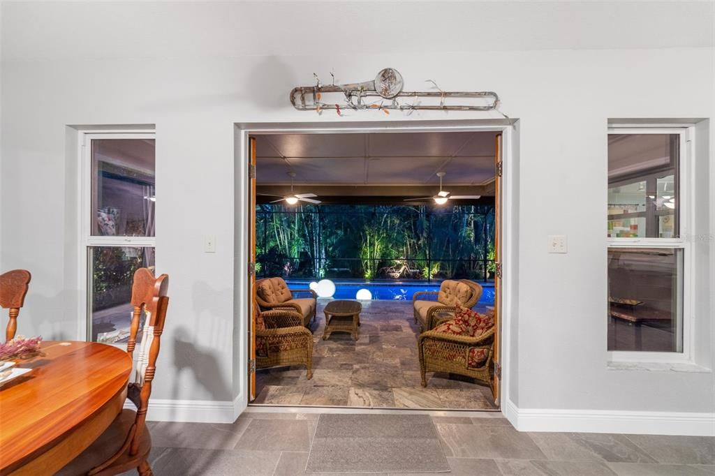 For Sale: $725,000 (3 beds, 2 baths, 1814 Square Feet)