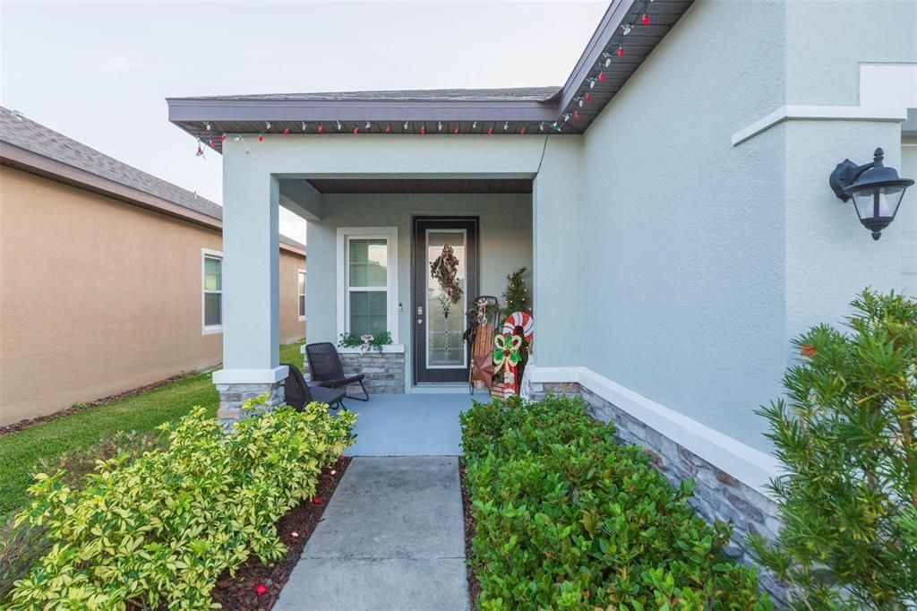 For Sale: $429,900 (3 beds, 2 baths, 1867 Square Feet)