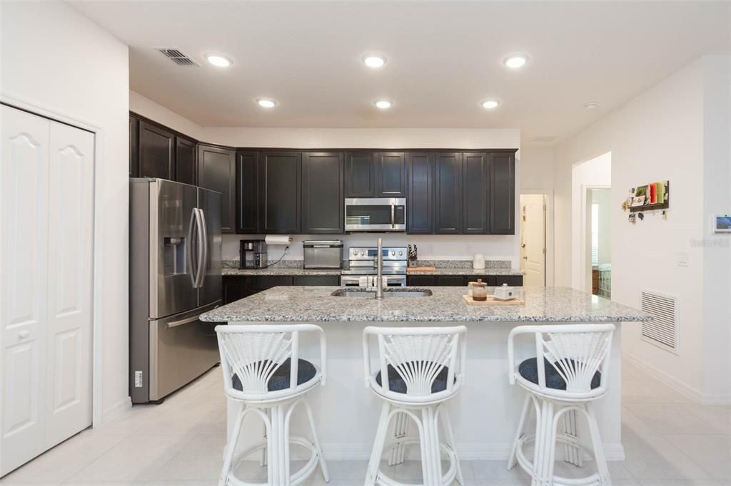 For Sale: $429,900 (3 beds, 2 baths, 1867 Square Feet)