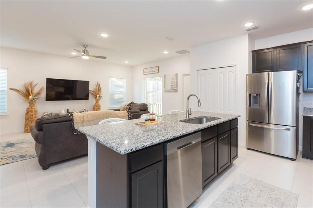 For Sale: $429,900 (3 beds, 2 baths, 1867 Square Feet)