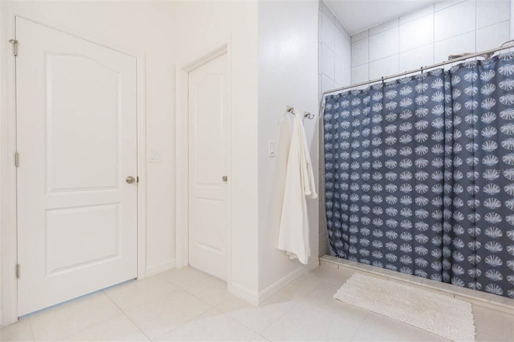 For Sale: $429,900 (3 beds, 2 baths, 1867 Square Feet)