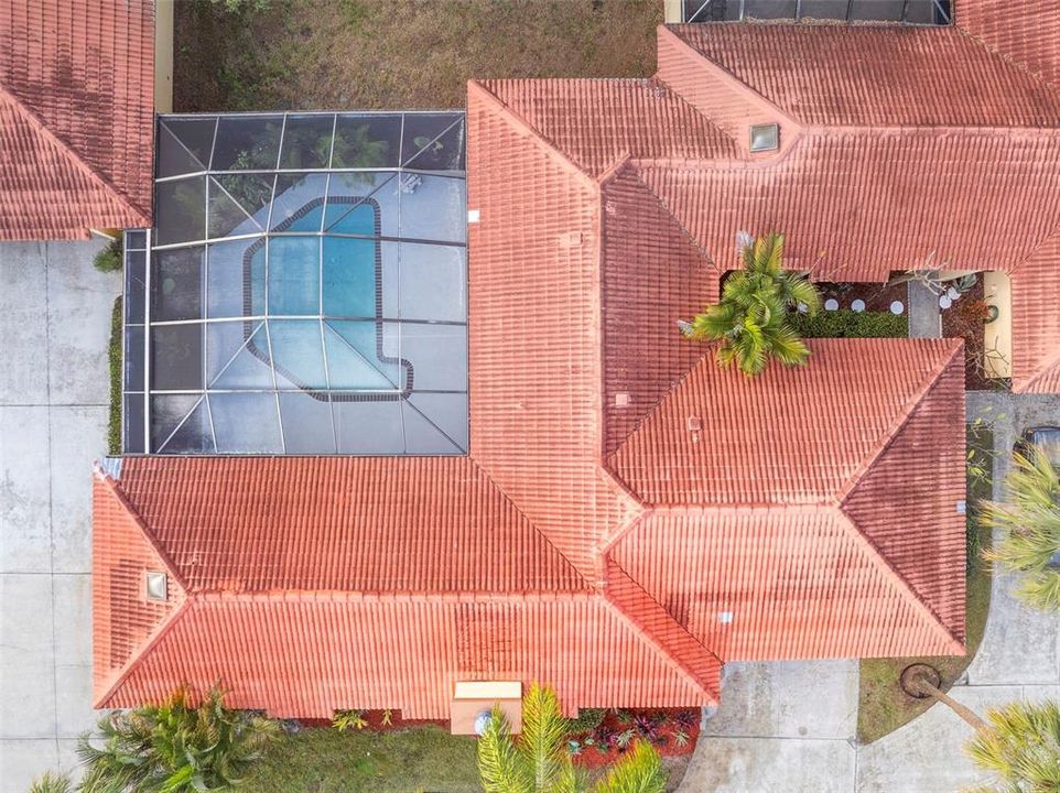 For Sale: $249,000 (2 beds, 2 baths, 1528 Square Feet)