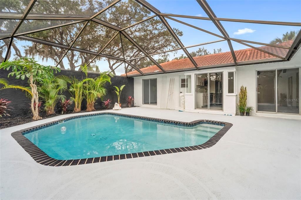 For Sale: $249,000 (2 beds, 2 baths, 1528 Square Feet)