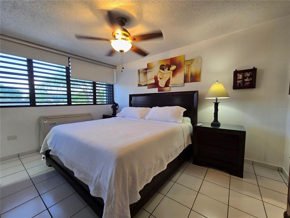 For Sale: $430,000 (3 beds, 2 baths, 1873 Square Feet)