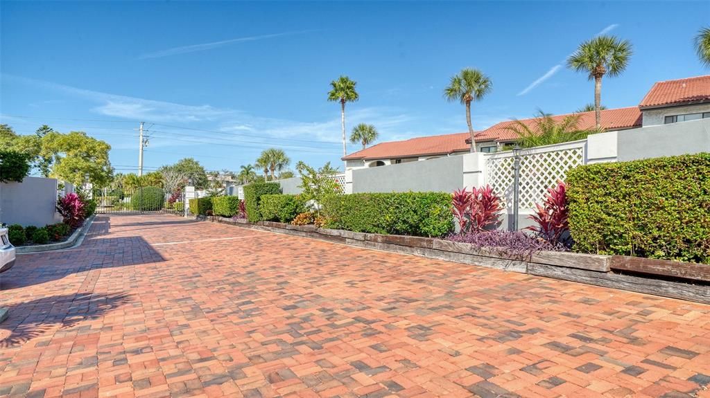 En Venta: $819,000 (2 camas, 2 baños, 1270 Pies cuadrados)