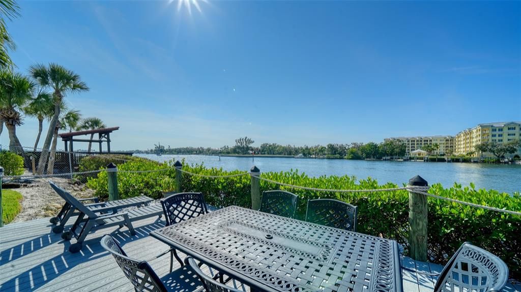 En Venta: $819,000 (2 camas, 2 baños, 1270 Pies cuadrados)