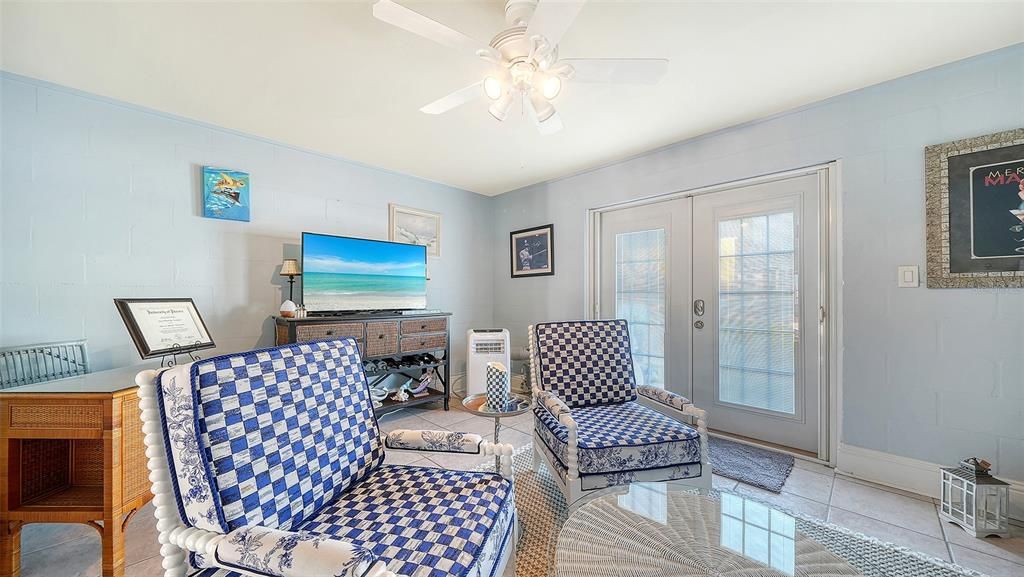 En Venta: $819,000 (2 camas, 2 baños, 1270 Pies cuadrados)