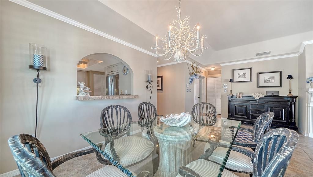 En Venta: $819,000 (2 camas, 2 baños, 1270 Pies cuadrados)