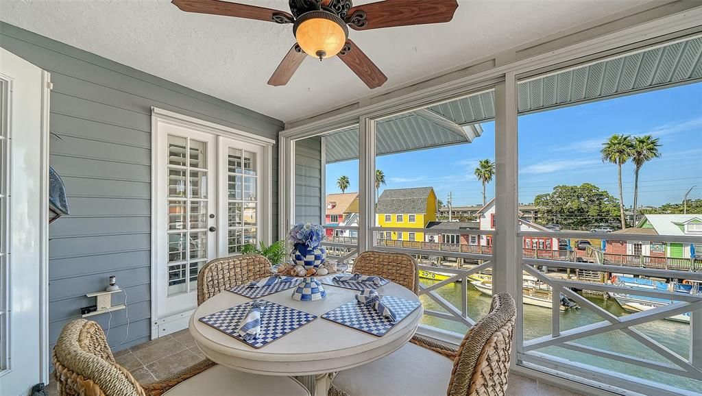 En Venta: $819,000 (2 camas, 2 baños, 1270 Pies cuadrados)