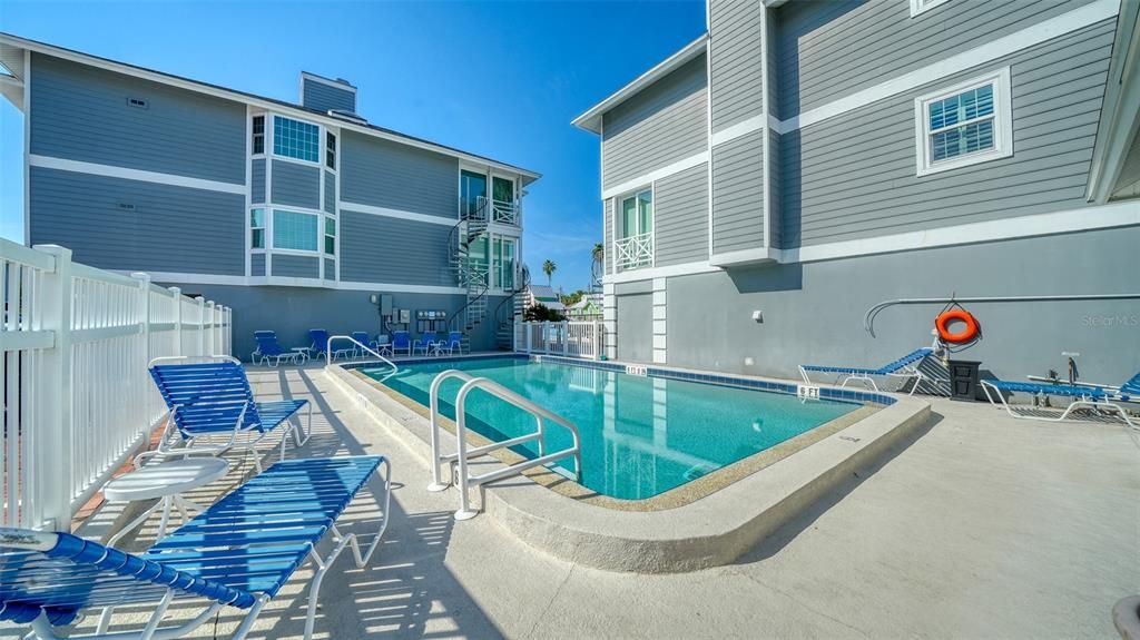 En Venta: $819,000 (2 camas, 2 baños, 1270 Pies cuadrados)