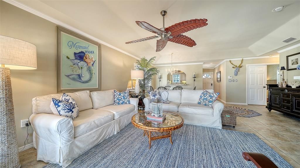 En Venta: $819,000 (2 camas, 2 baños, 1270 Pies cuadrados)