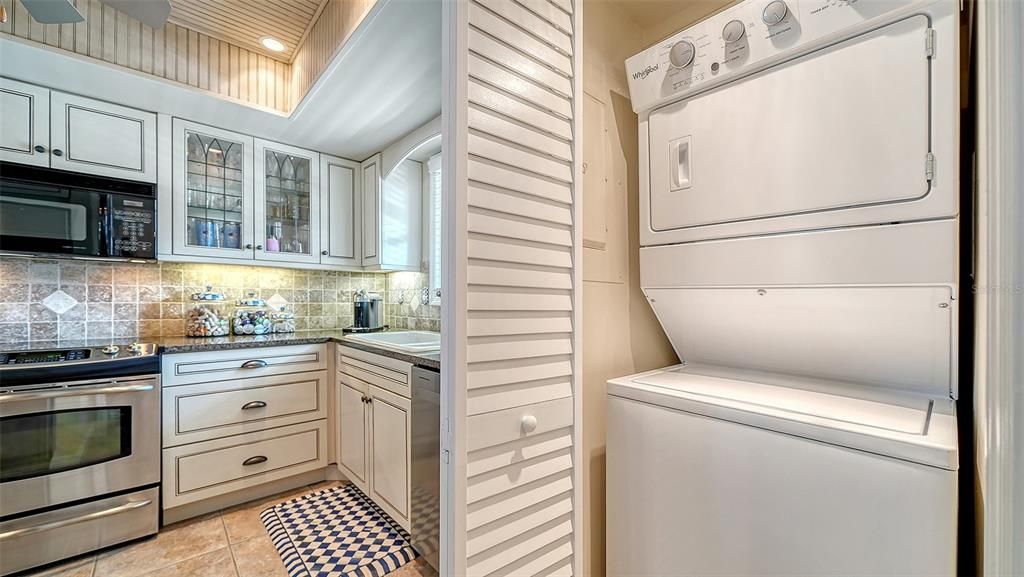 En Venta: $819,000 (2 camas, 2 baños, 1270 Pies cuadrados)