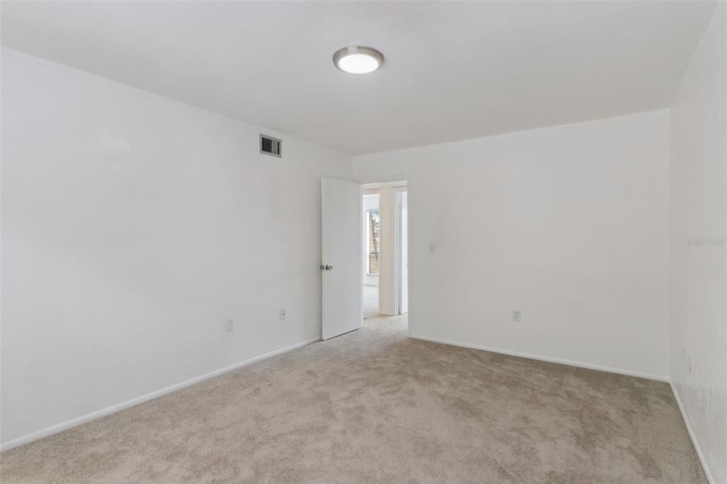 На продажу: $220,000 (2 спален, 2 ванн, 1482 Квадратных фут)