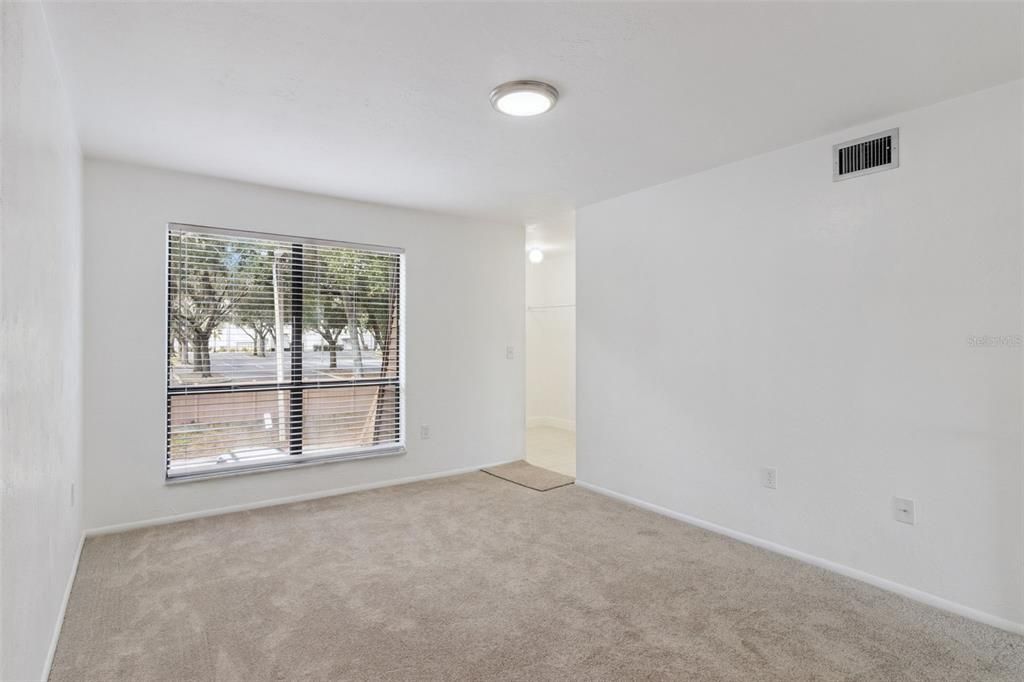 На продажу: $220,000 (2 спален, 2 ванн, 1482 Квадратных фут)