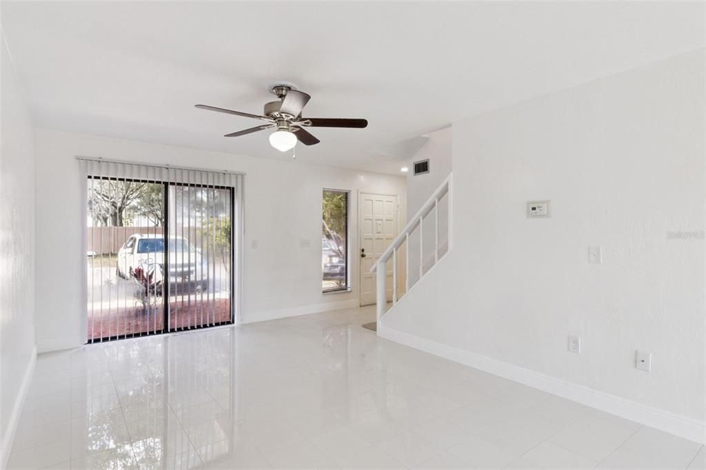 На продажу: $220,000 (2 спален, 2 ванн, 1482 Квадратных фут)