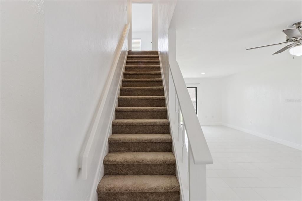 На продажу: $220,000 (2 спален, 2 ванн, 1482 Квадратных фут)