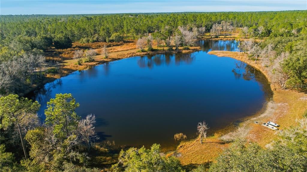 待售: $564,500 (22.58 acres)