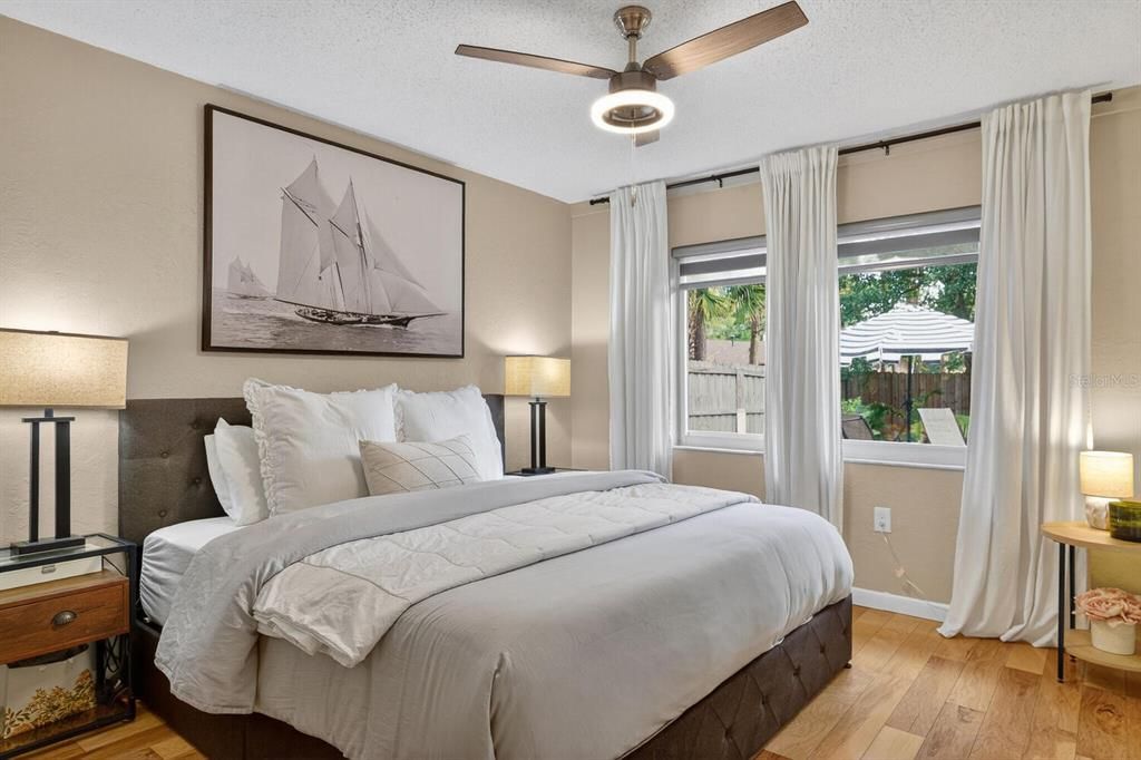 For Sale: $320,000 (4 beds, 2 baths, 1558 Square Feet)